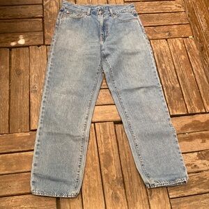 Levi’s wide leg blue jeans.